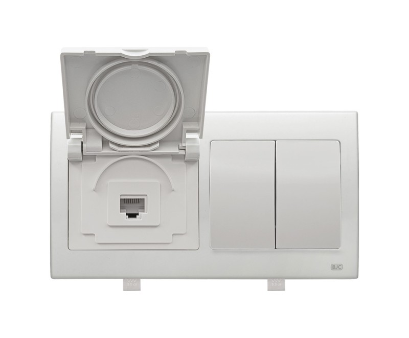 PROTECCIÓN IP44 PARA EXTERIORES EN TODAS SUS SERIES PRINCIPALES