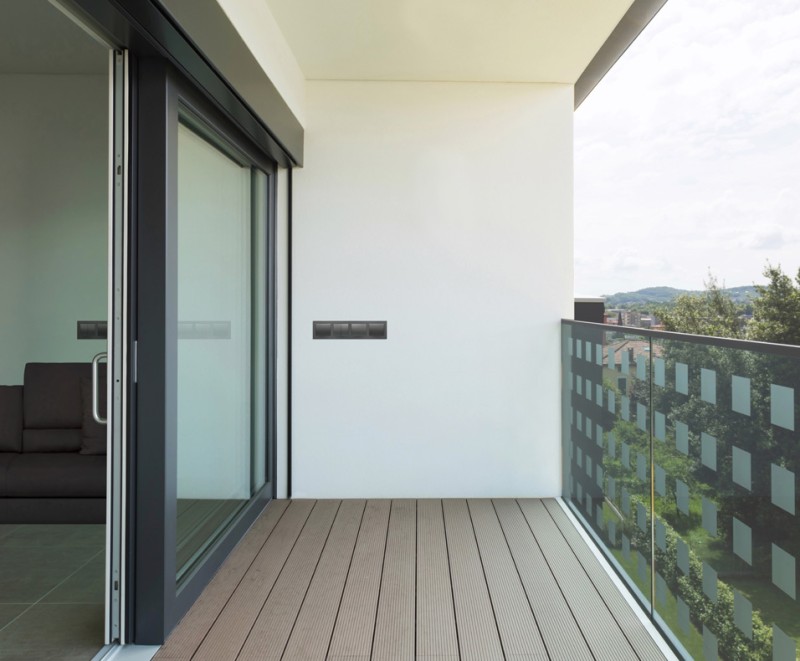 PROTECCIÓN IP44 PARA EXTERIORES EN TODAS SUS SERIES PRINCIPALES