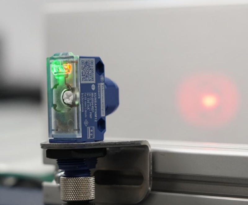 Sensor Fotoeléctrico Híbrido XUN