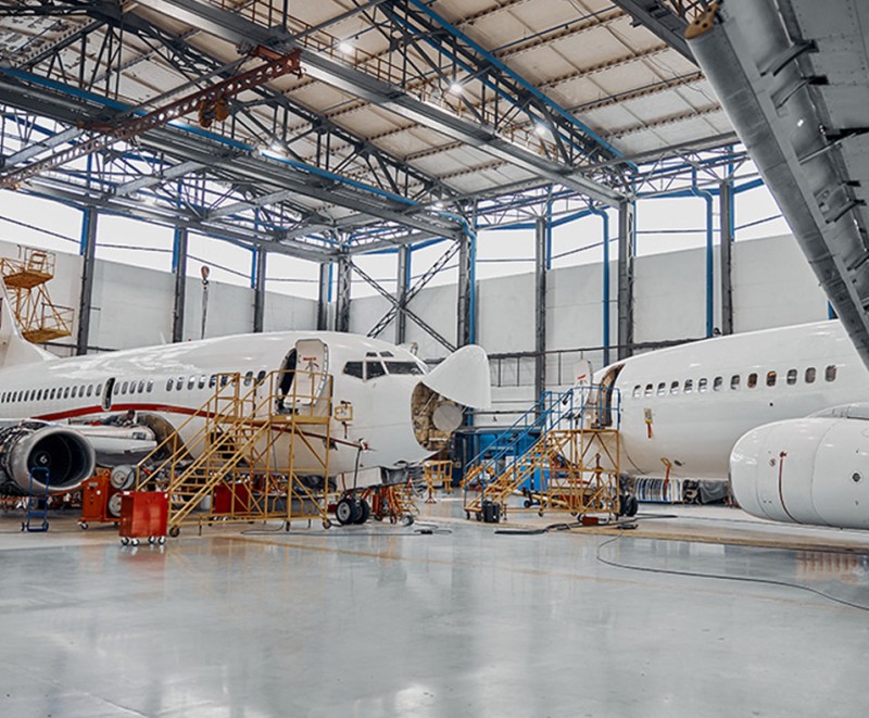 UNIQO – Luminaria industrial de suspensión